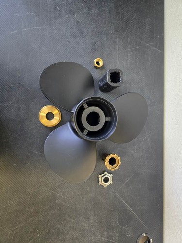 14x boat outboard propeller - 11,