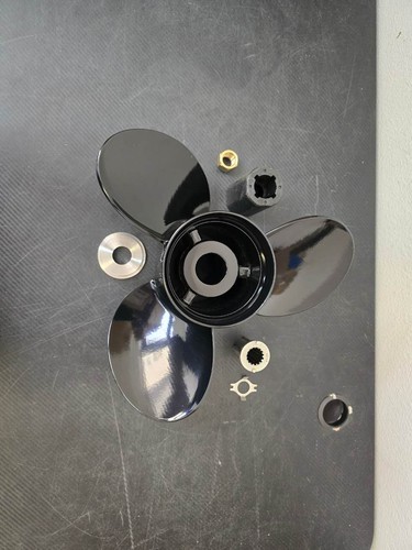 19 outboard propeller - 1/2,